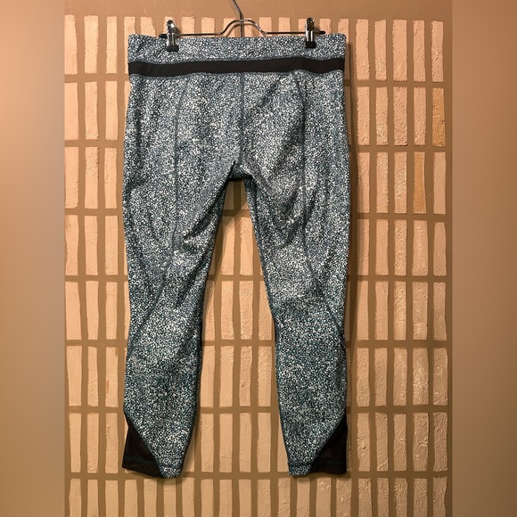 LULULEMON INSPIRE TIGHT II - Picture 12 of 13